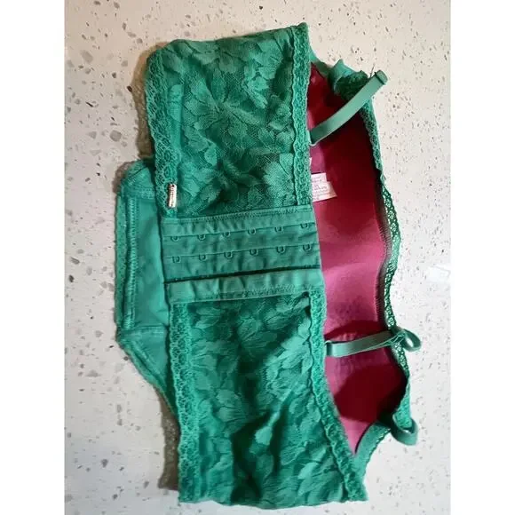 VICTORIAS SECRET PINK BRA TURQUOISE LACE WOMENS SIZE SMALL - Picture 8 of 8